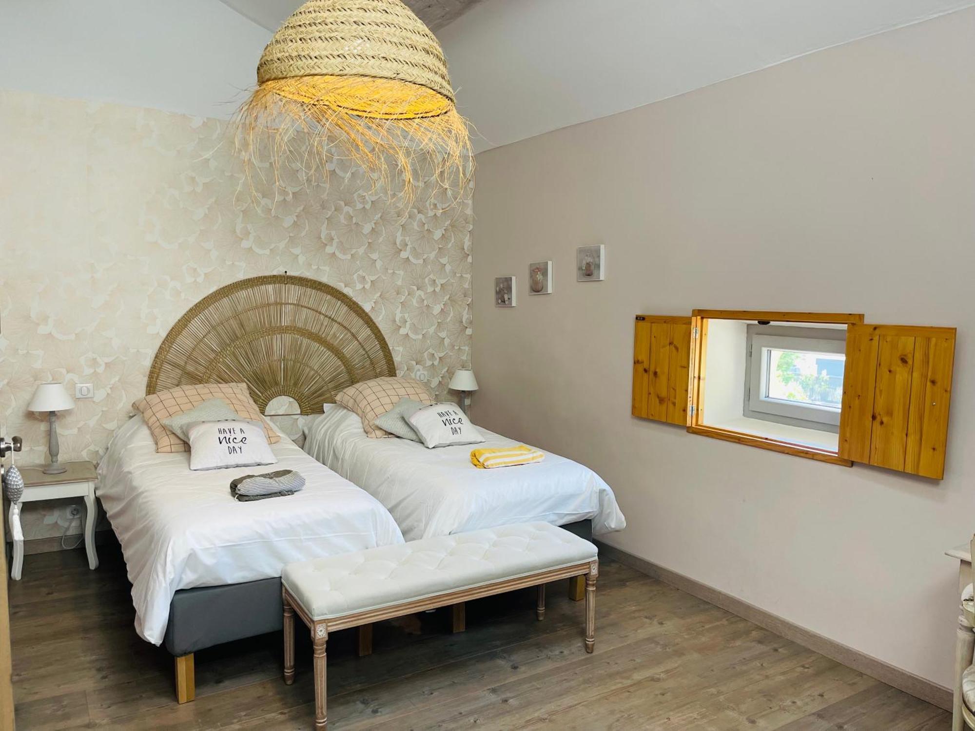 La Bastide Des Songes - Demeure D'Hotes Robion en Luberon Ngoại thất bức ảnh